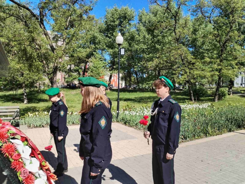 Учащиеся почтили память погибших воинов во время Великой Отечественной войны.